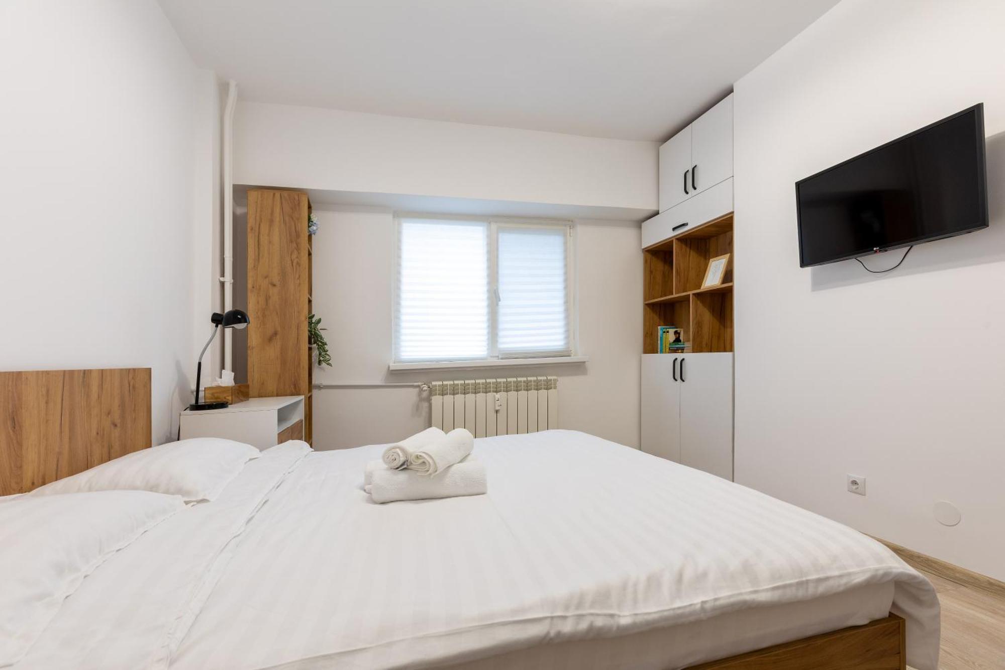 Ferienwohnung Minerva Studio Craiova Exterior foto